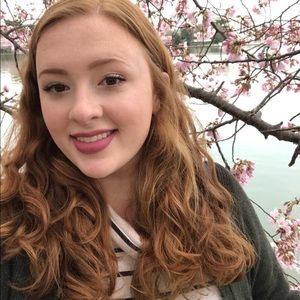 Meet your Posher, Lindsey